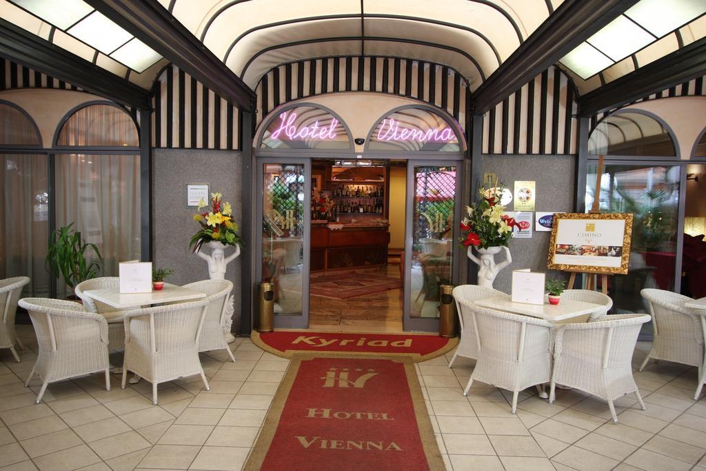 Hotel Vienna Ostenda E Ristorante Il Danubio Rimini Zewnętrze zdjęcie