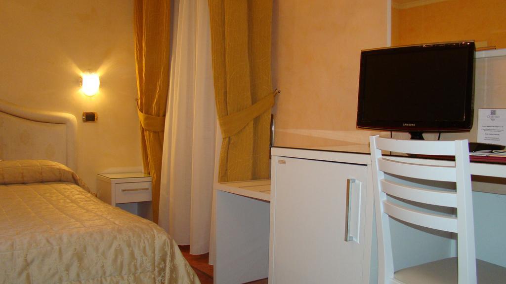 Hotel Vienna Ostenda E Ristorante Il Danubio Rimini Zewnętrze zdjęcie