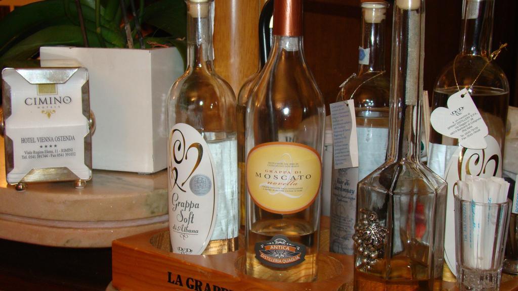 Hotel Vienna Ostenda E Ristorante Il Danubio Rimini Zewnętrze zdjęcie